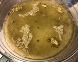 Une image de l'étape 4 de Riz à la cardamome et molokhia.