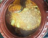 A picture of step 1 of Chicken keema in handi.