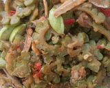 Foto langkah ke 6 dari resep Tumis Pare campur Teri Pete.