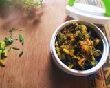 सात्विक कारल्याची भाजी (karlyachi bhaji recipe in marathi) रेसिपी स्टेप 4 फोटो 