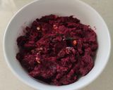 A picture of step 7 of Beetroot chutney.