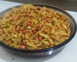 A picture of step 6 of Nimko (fry crunchy snack's).