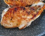 Foto langkah ke 6 dari resep Chiken Steak with Cream Sauce.