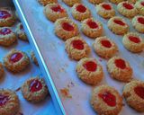 Foto langkah ke 7 dari resep Kue Thumbprint.