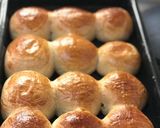A picture of step 7 of Bread rolls or buns bread.