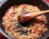 Foto del paso 9 de la receta: Arroz con coquinas y huevas de jurelillos blancos