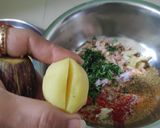 A picture of step 2 of Stuffed Brinjal Potato Sabji 🍆🥔.