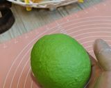Foto langkah ke 4 dari resep Bakpao Pandan Isi Coklat.