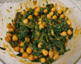 Foto del paso 7 de la receta: Espinacas con garbanzos
