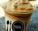 A picture of step 10 of Dalgona cold coffee.