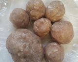 Hình bước làm 2 của món Chả cá bọc trứng cút chiên