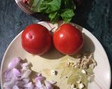 A picture of step 1 of Tomato Beetroot Soup.