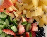 મિક્સ ફ્રૂટ વેજીટેબલ સલાડ (Mix Fruit Vegetable Salad Recipe In Gujarati) રેસીપી સ્ટેપ1ફોટો