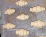 Pas rețetă Croissante cu unt 🥐 8 fotografie