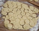 Túrós pogácsa recept fázis 2 fotója