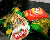लेफ्ट ओवर चिप्स कुरकुरे भेल (Kurkure Bhel Recipe In Hindi) रेसिपी चरण 1 फोटो