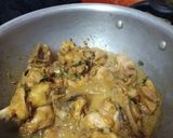 A picture of step 4 of No onion and No tomato Chicken gravy.