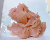 麻油雞胸肉湯 #心鮮油#由豐將黑芝麻油的食譜步驟1照片