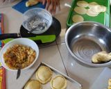 Foto langkah ke 7 dari resep Pastel Sayur Enaak.