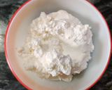 A picture of step 2 of Hung curd cucumber dip.