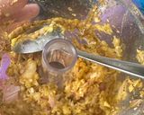 Foto langkah ke 6 dari resep Bubur ayam rice cooker kuah kuning.