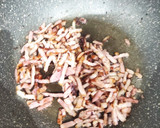 Foto del paso 4 de la receta: Fusilli N°98 con cherrys, aceitunas y bacon al pesto suave de pistachos