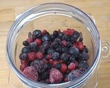 Une image de l'étape 1 de 🫐Mousse crémeuse aux fruits rouges et tofu soyeux.