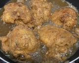 Foto langkah ke 3 dari resep Ayam Goreng Telur.