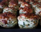 Medvehagymás sajtos pogácsa recept fázis 4 fotója
