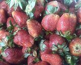 A picture of step 1 of Frozen Strawberry.