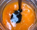 A picture of step 5 of Pawpaw smoothie.