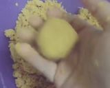 A picture of step 7 of Besan k laddu.
