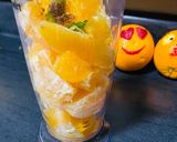 ऑरेंज स्मूथी (Orange smoothie recipe in Hindi) रेसिपी चरण 3 फोटो