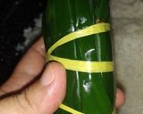 Foto langkah ke 4 dari resep Lapat Kuah Kacang (Buras Bumbu Kacang).