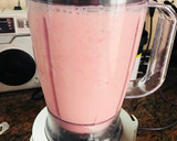 Foto del paso 3 de la receta: Batido de Fresas y aguacate