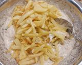 Mediterrán raguval töltött batyuk ropogós krumplival és sajtszósszal recept fázis 5 fotója