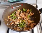 عکس مرحله 1 از دستور 🎀پیتزا قارچ و گوشت مرغ