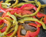 Foto del paso 1 de la receta: Pizza de atún y huevo en sartén