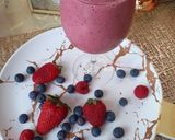 A picture of step 4 of Chilled Berries smoothie.