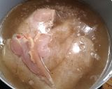 Foto del paso 5 de la receta: Consomé natural de pollo