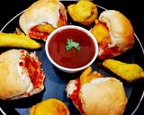 વડા પાઉં (Vada Pav Recipe In Gujarati) રેસીપી સ્ટેપ7ફોટો