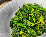 A picture of step 8 of Ganyaar/Gandhari saag.