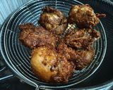 Foto langkah ke 9 dari resep Ayam Goreng Ketumbar.