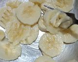 બનાના ચેરી પેનકેક(Banana cherry pancake recipe in Gujarati) રેસીપી સ્ટેપ1ફોટો