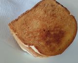 Foto del paso 3 de la receta: Sándwich de queso y mantequilla🧀🥯🍞