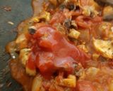 A picture of step 3 of My Chicken with sriracha sauce + Veg.
