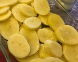 صورة لخطوة 1 من وصفة بطاطا مع البشاميل 🥔