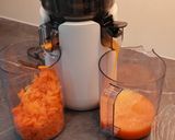Hình bước làm 3 của món Healthy Juice #1 Cam, Cà Rốt