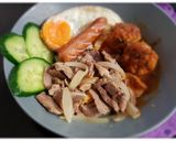 Hình bước làm 3 của món Bánh mỳ chảo thập cẩm 🥖🍳🌭