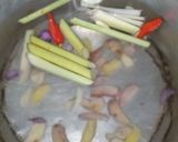 Foto langkah ke 4 dari resep Sayur Bening Jamur.